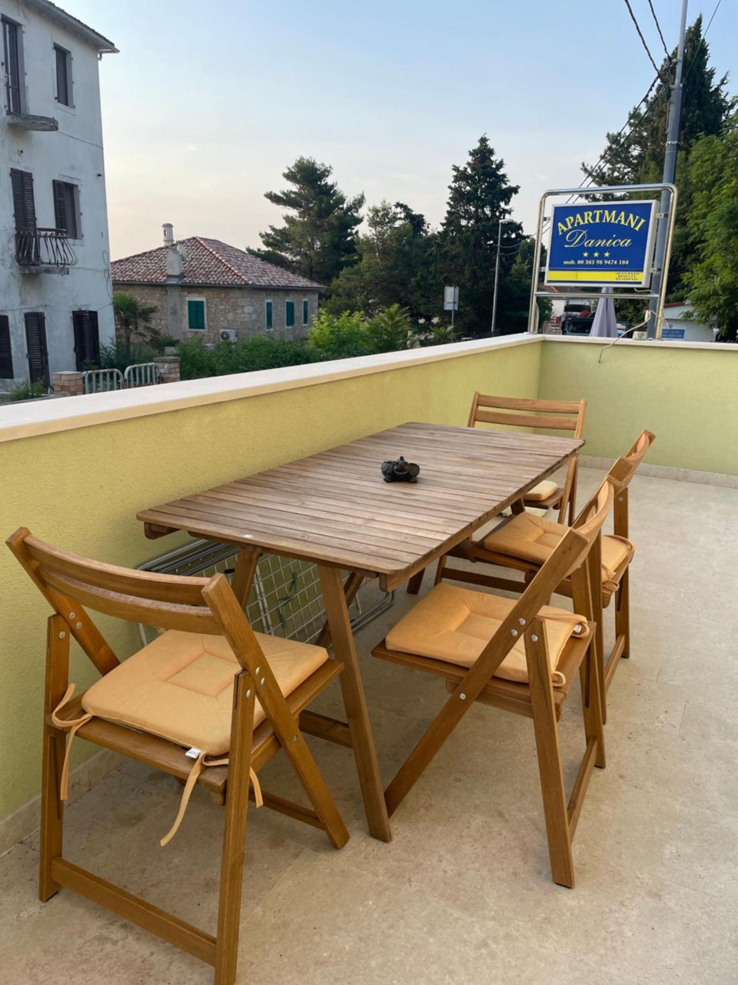 Apartmani Danica Нерезине Экстерьер фото