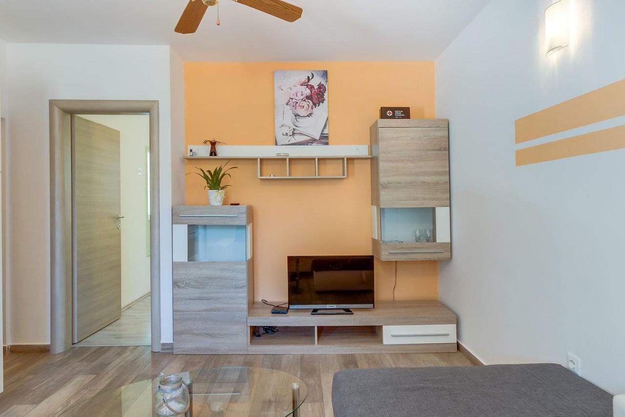 Apartmani Danica Нерезине Экстерьер фото